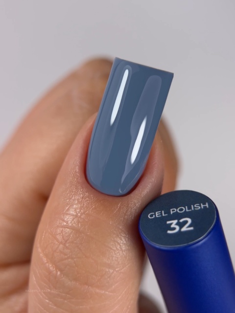 TOUCH Deep Pigment Gel Polish 32 - przydymiony błękitny lakier hybrydowy, 9 ml