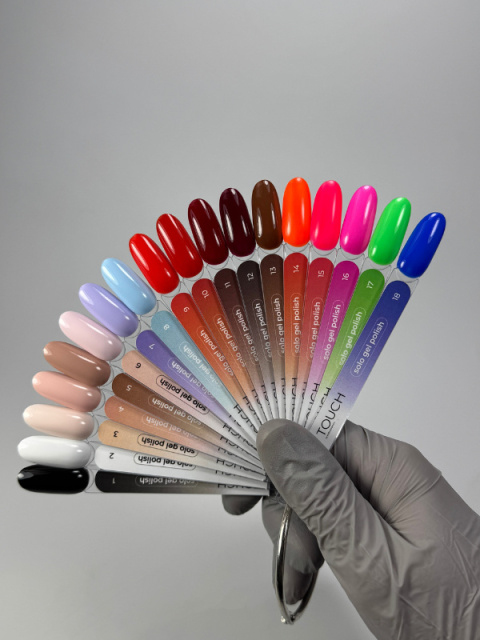 TOUCH Solo Gel Polish 01 – jednofazowy lakier hybrydowy 3w1, głęboka czerń, 9 ml TOUCH Solo Gel Polish 01 – jednofazowy lakier hybrydowy 3w1, głęboka czerń, 9 ml