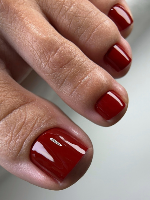 TOUCH Solo Gel Polish 11 – jednofazowy lakier hybrydowy 3w1, ciemno-czerwony, 9 ml TOUCH Solo Gel Polish 11 – jednofazowy lakier hybrydowy 3w1, ciemno-czerwony, 9 ml