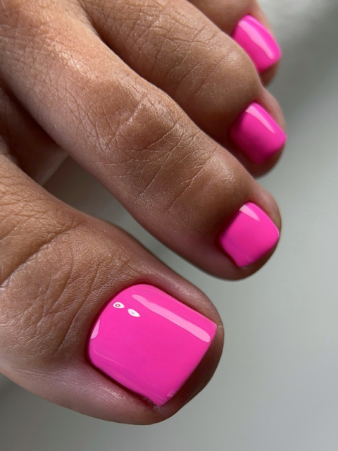 TOUCH Solo Gel Polish 16 – jednofazowy lakier hybrydowy 3w1, neonowy róż, 9 ml TOUCH Solo Gel Polish 16 – jednofazowy lakier hybrydowy 3w1, neonowy róż, 9 ml