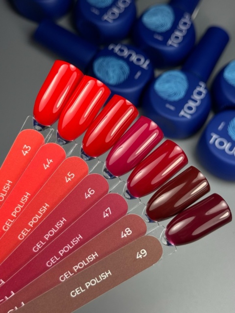 TOUCH Gel Polish 49 – głęboki bordowy lakier hybrydowy, 9 ml
