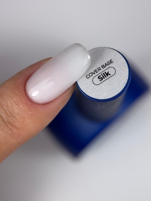 TOUCH Cover base Silk - mleczno-białą kryjąca baza hybrydowa, 13 ml