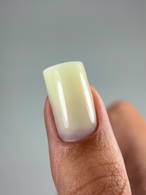 TOUCH Cover top Butter - kremowo-żółty top hybrydowy, 13 ml