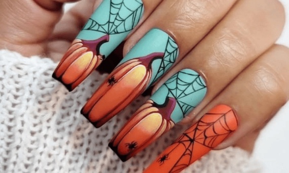 Jaki manicure na Halloween według Twojego znaku zodiaku?